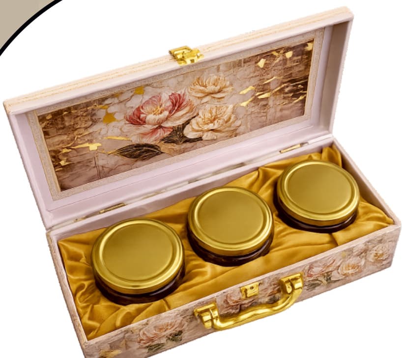 Jammu & Kashmir Art Dry Fruit Gift Box - 3 Jars